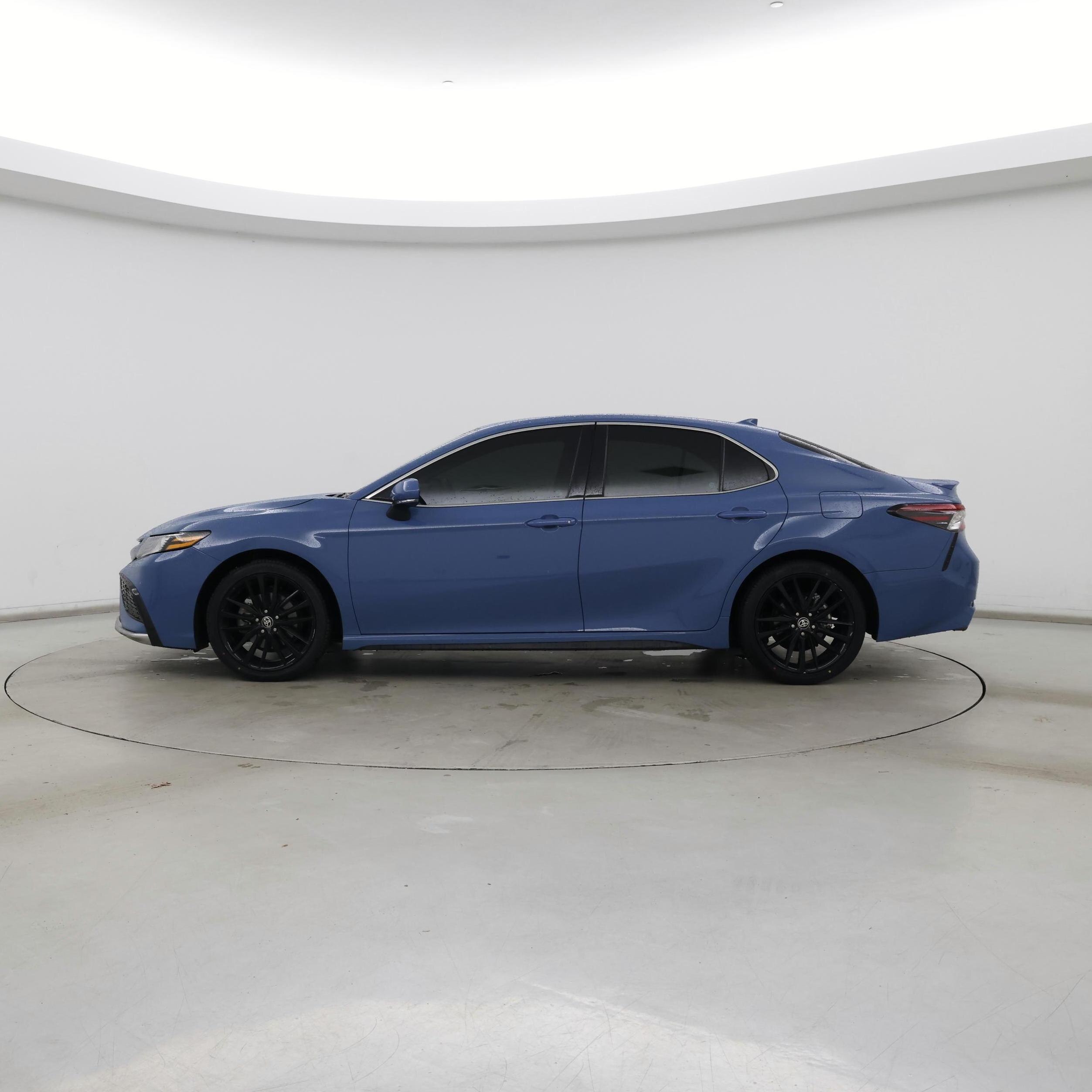 Thumbnail: 2024 Toyota Camry - 3