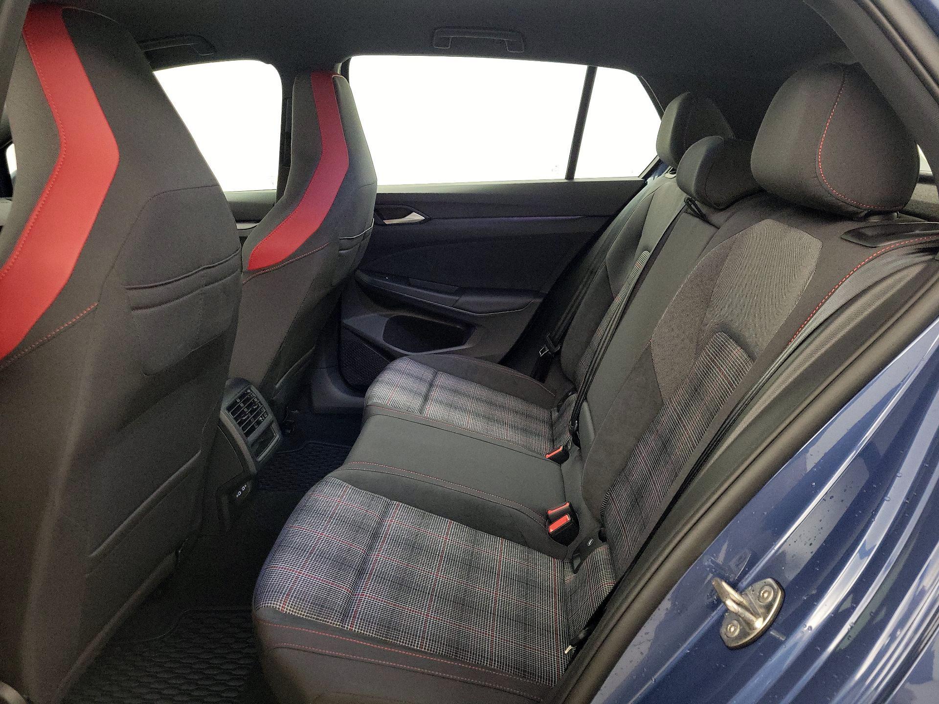 Thumbnail: 2025 Volkswagen Golf - 20