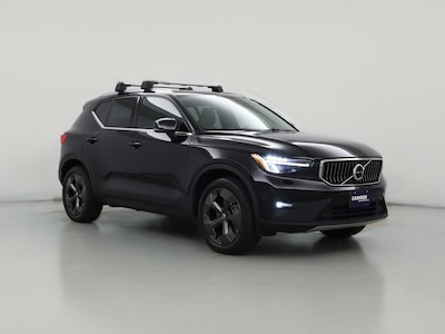 2023 Volvo XC40 B5 Plus Bright Theme