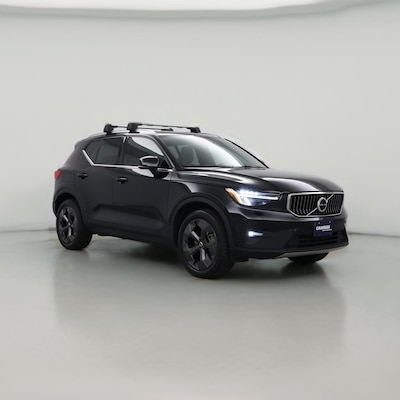 2023 Volvo XC40 B5 Plus Bright Theme