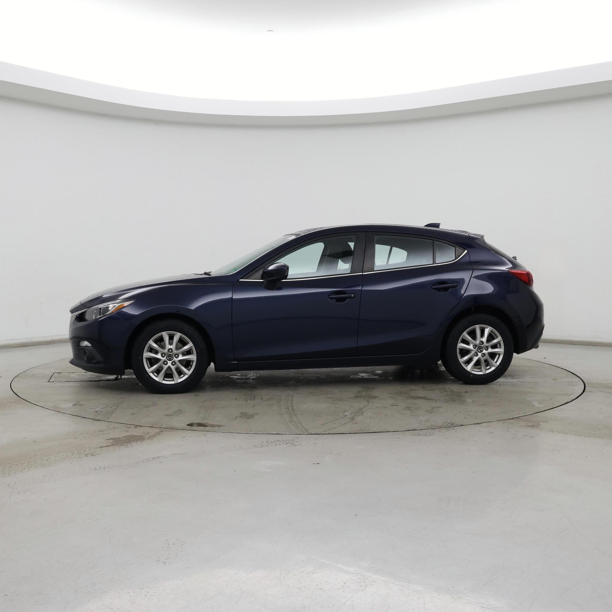 Thumbnail: 2015 Mazda Mazda3 - 3