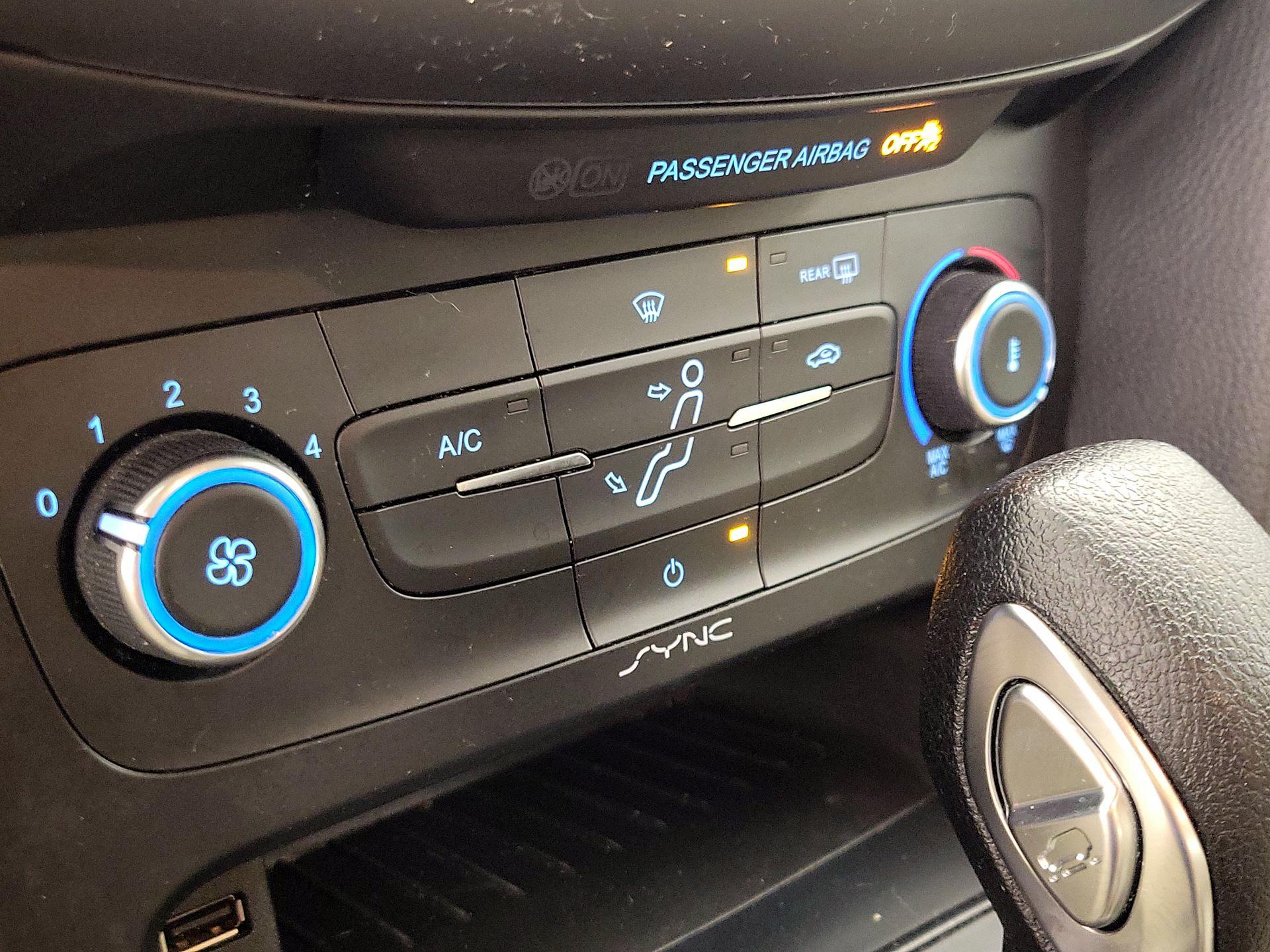 Thumbnail: 2018 Ford Focus - 16