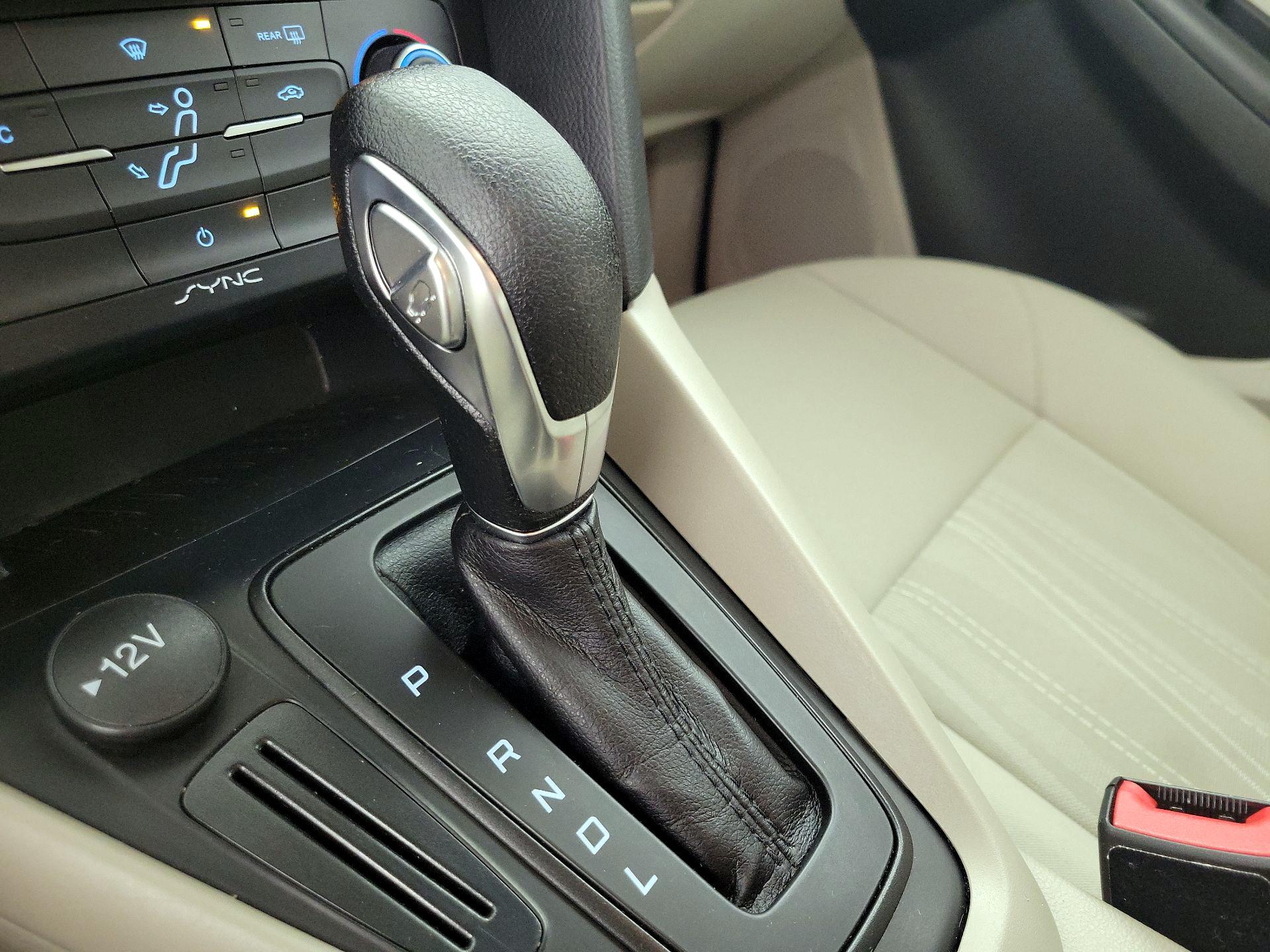 Thumbnail: 2018 Ford Focus - 17