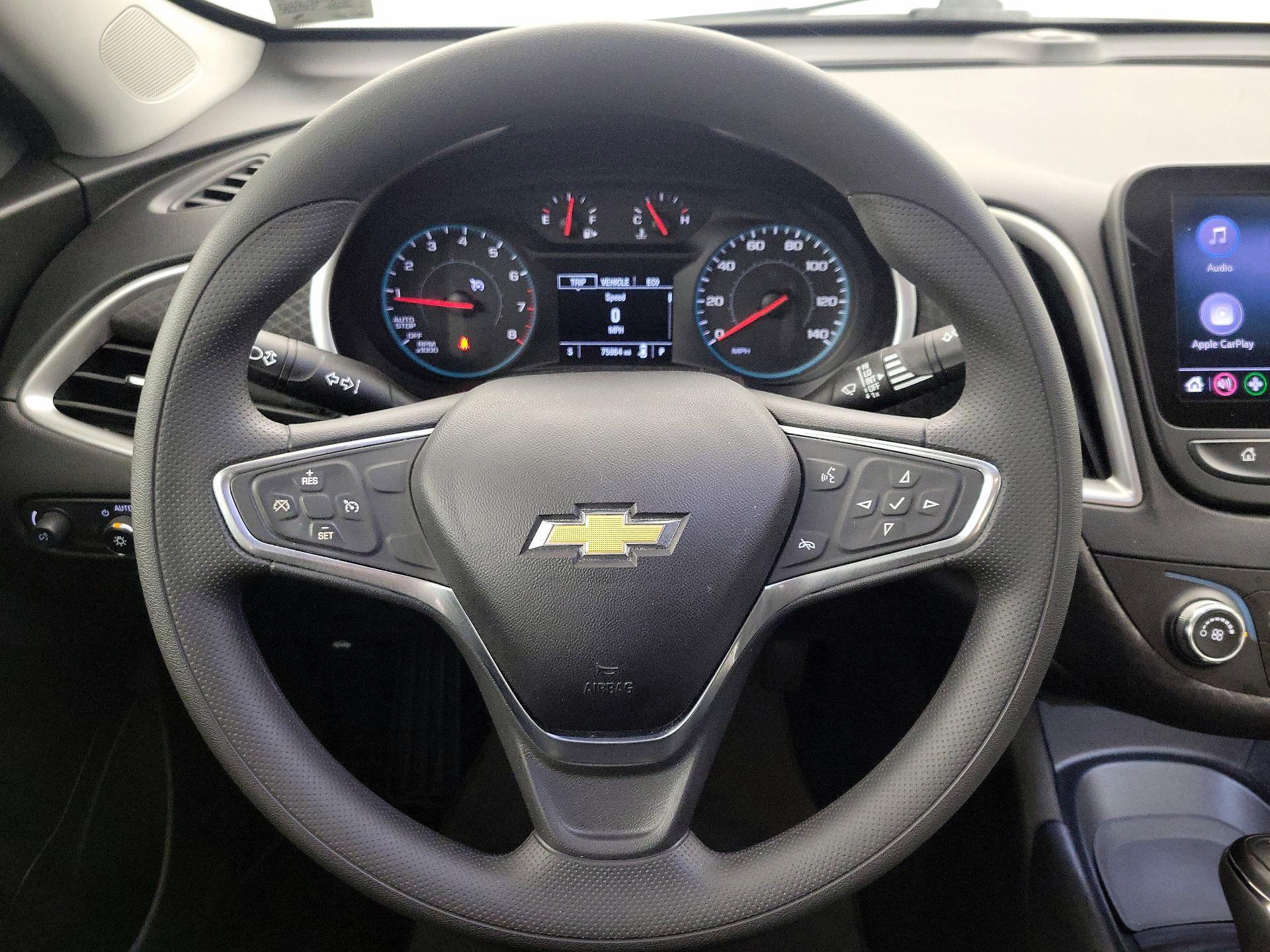 Thumbnail: 2020 Chevrolet Malibu - 10