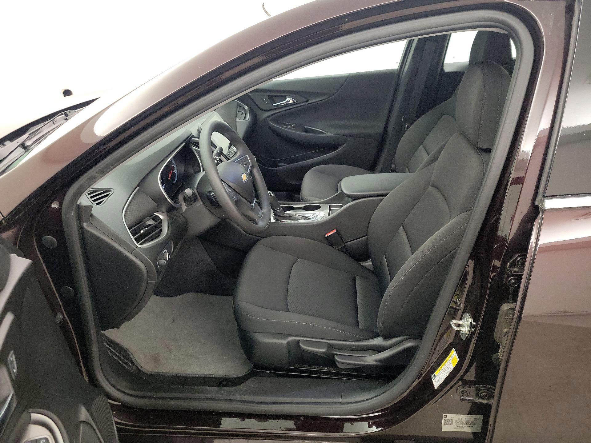 Thumbnail: 2020 Chevrolet Malibu - 11