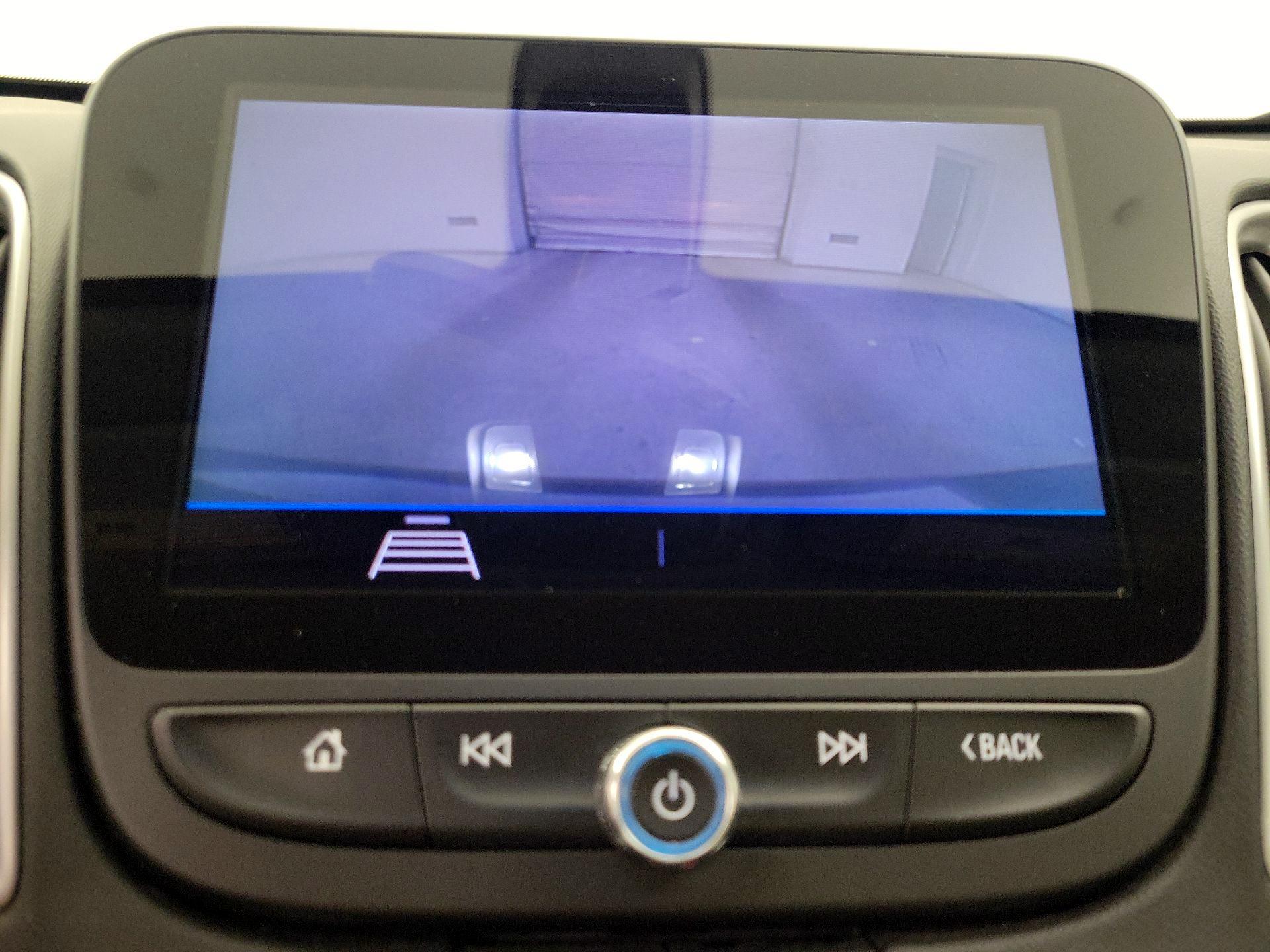 Thumbnail: 2020 Chevrolet Malibu - 14