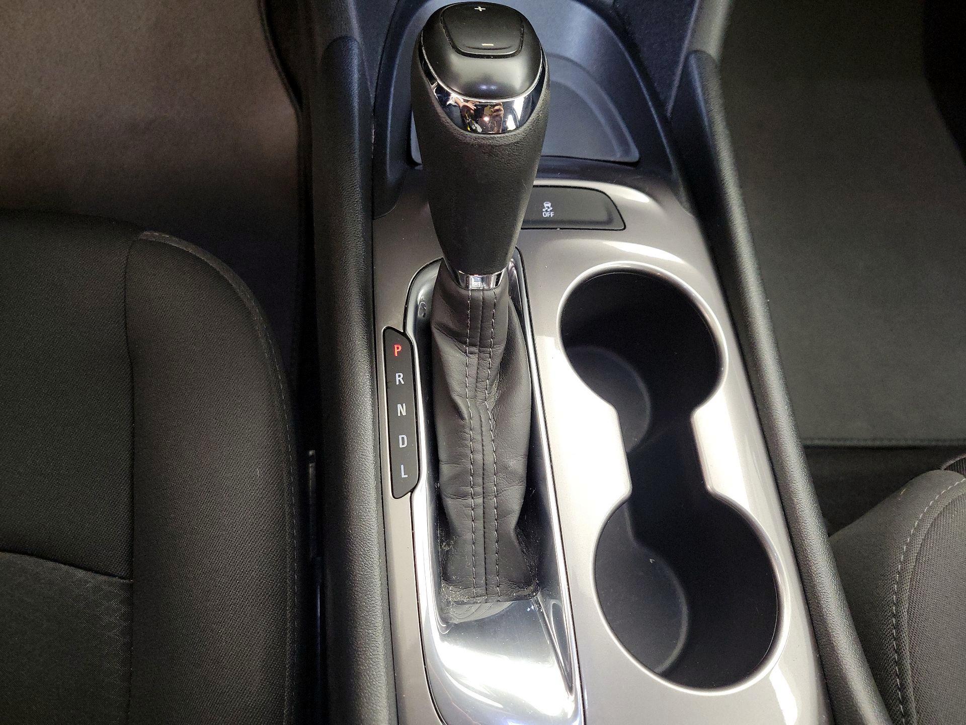 Thumbnail: 2020 Chevrolet Malibu - 17