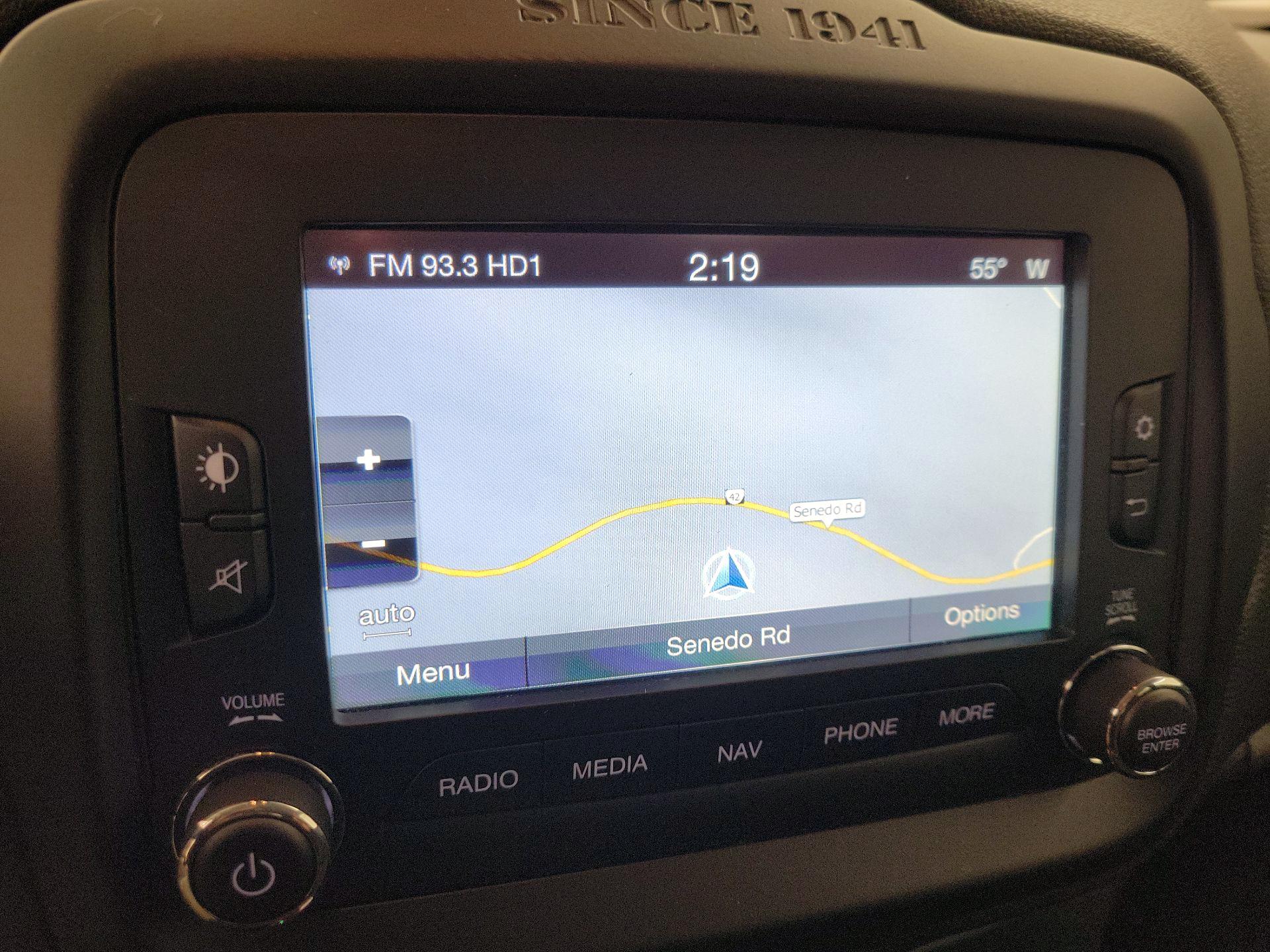 Thumbnail: 2016 Jeep Renegade - 14