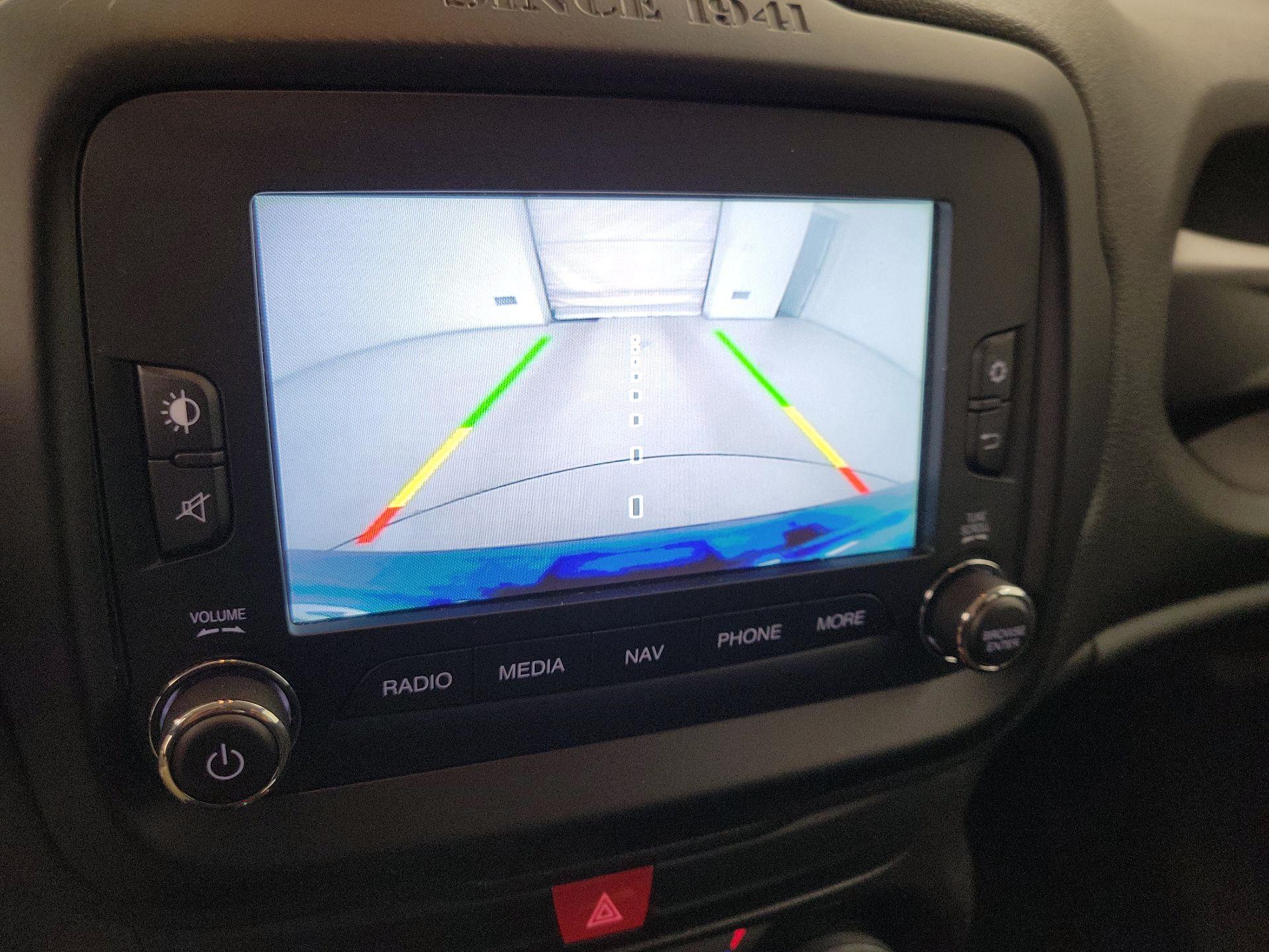 Thumbnail: 2016 Jeep Renegade - 15