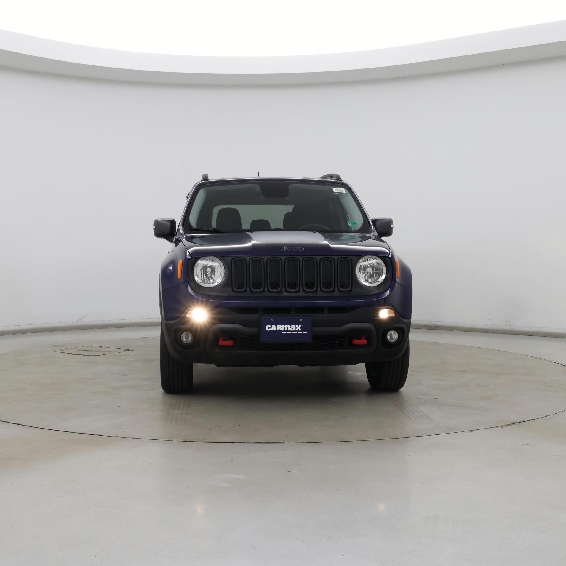 Thumbnail: 2016 Jeep Renegade - 5