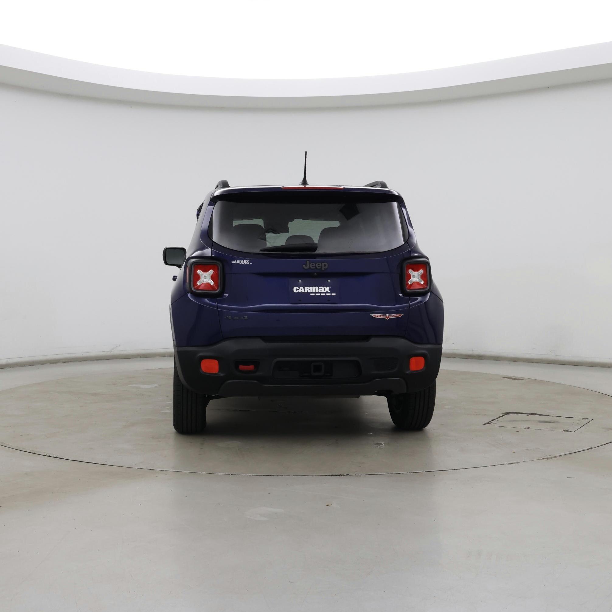 Thumbnail: 2016 Jeep Renegade - 6