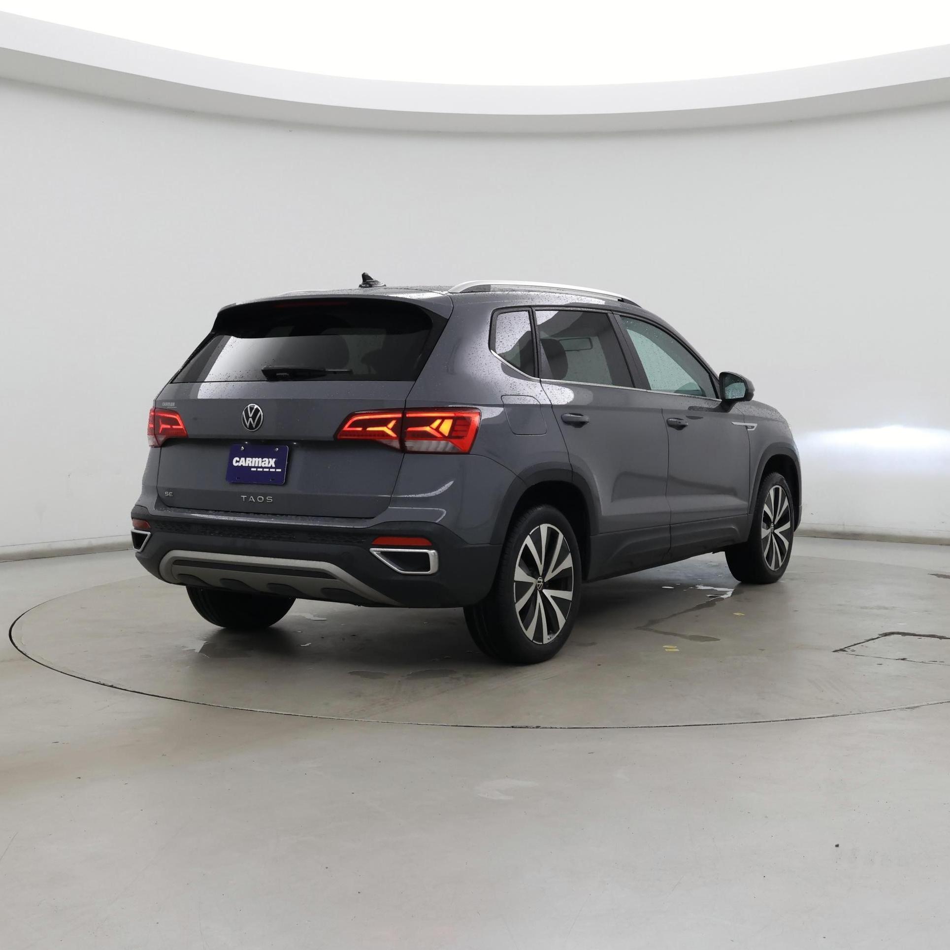 Thumbnail: 2022 Volkswagen Taos - 8