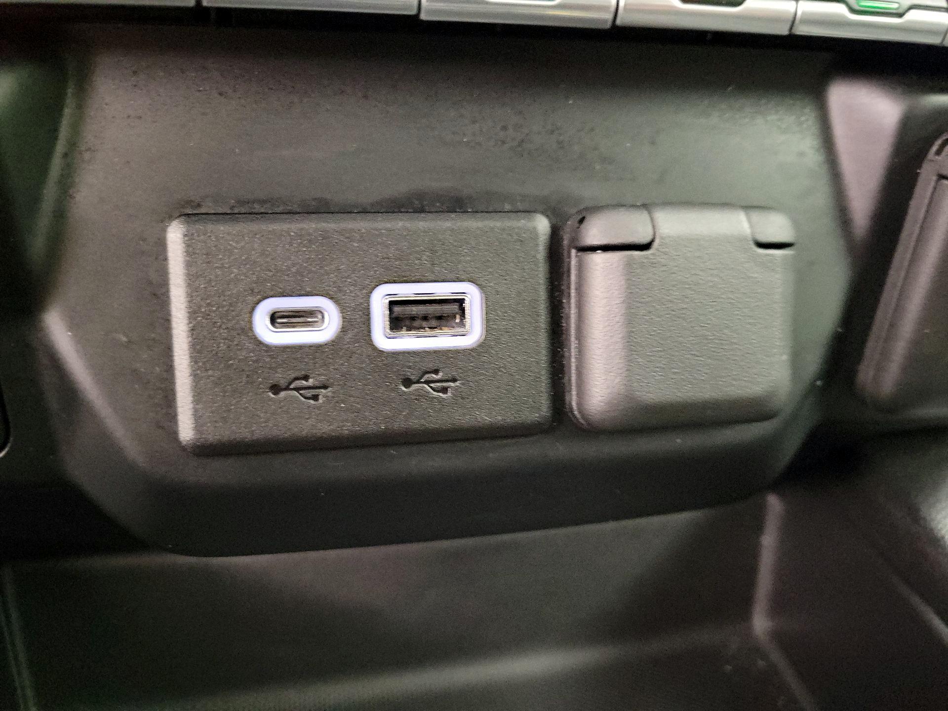 Thumbnail: 2021 Chevrolet Silverado 1500 - 18