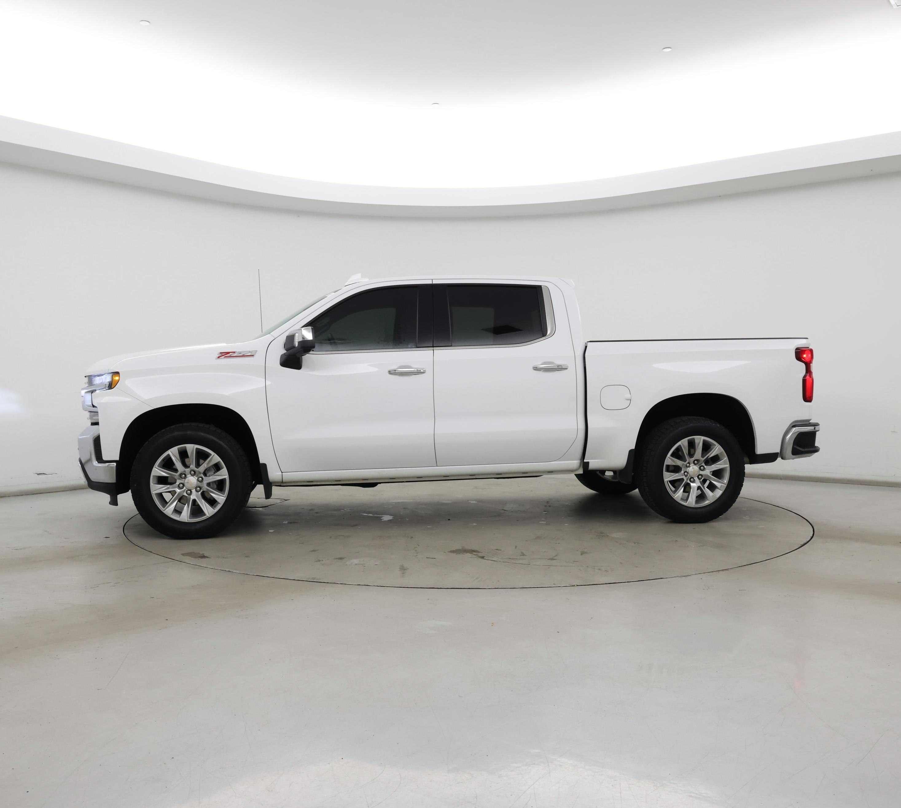 Thumbnail: 2021 Chevrolet Silverado 1500 - 3