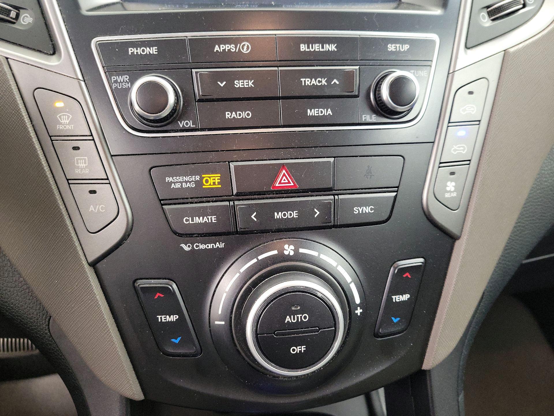 Thumbnail: 2017 Hyundai Santa Fe - 16