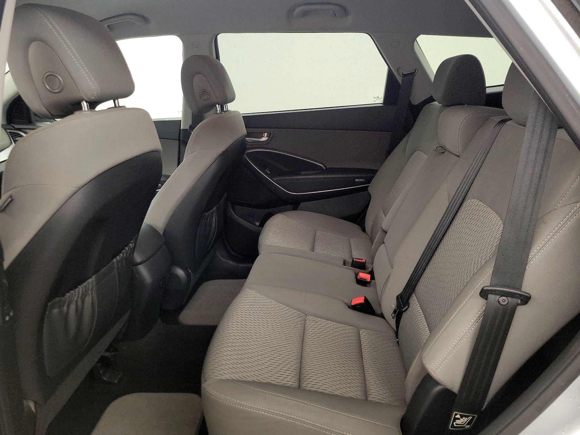 Thumbnail: 2017 Hyundai Santa Fe - 19