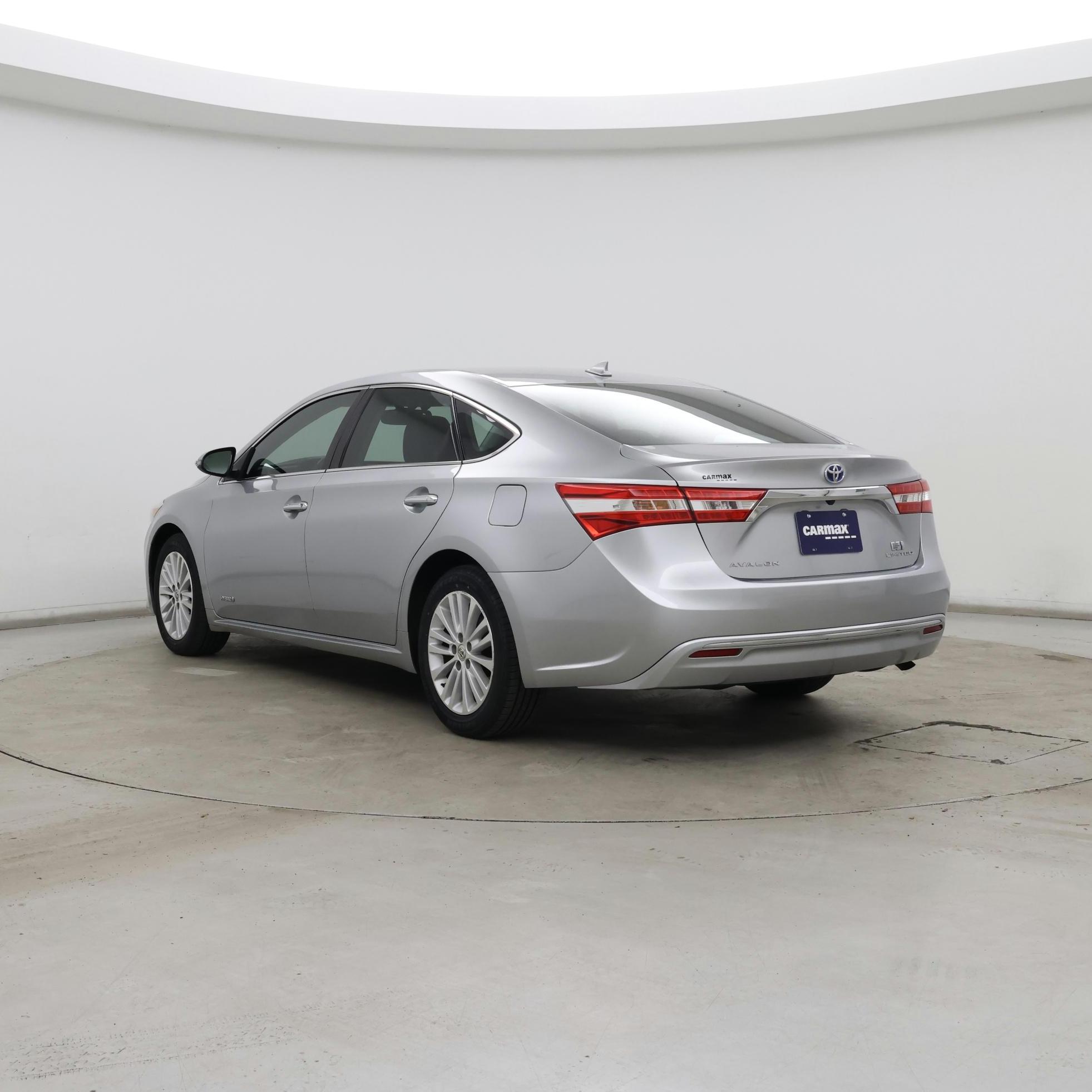 Thumbnail: 2015 Toyota Avalon - 2