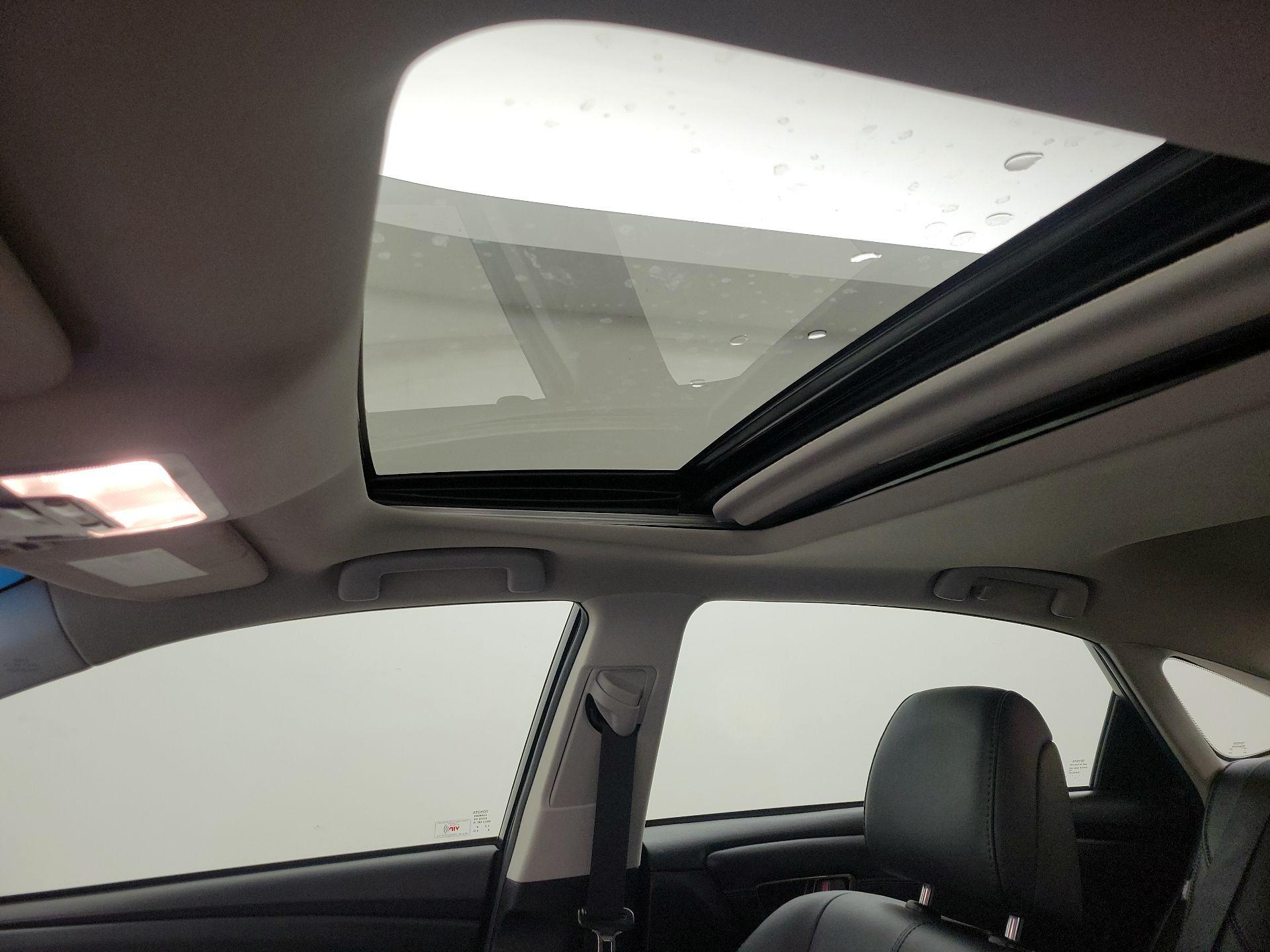 Thumbnail: 2015 Toyota Avalon - 20