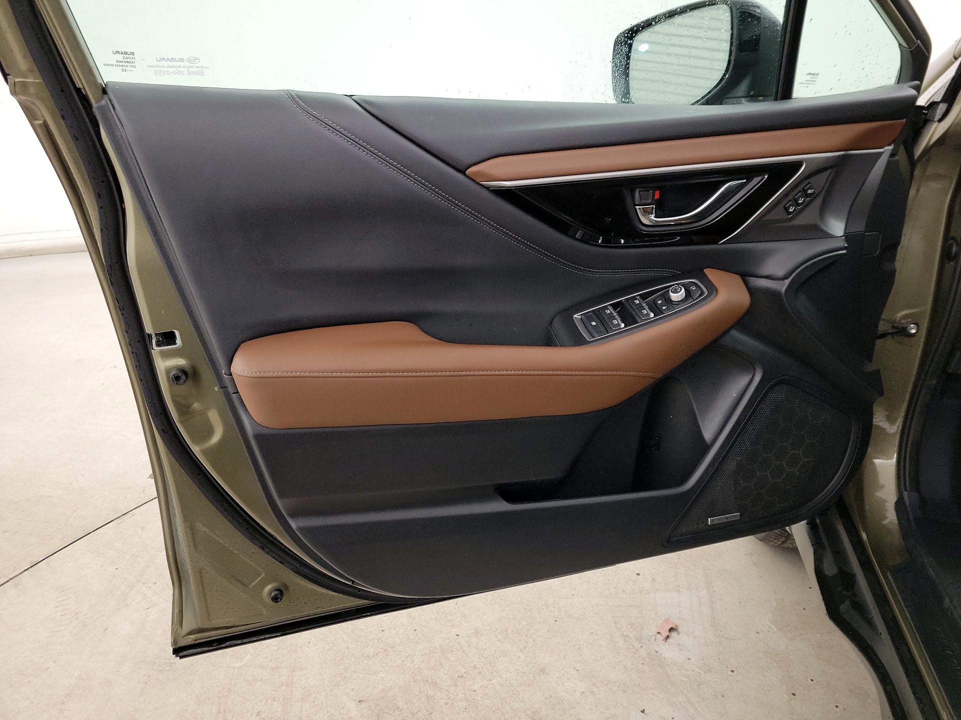 Thumbnail: 2022 Subaru Outback - 12