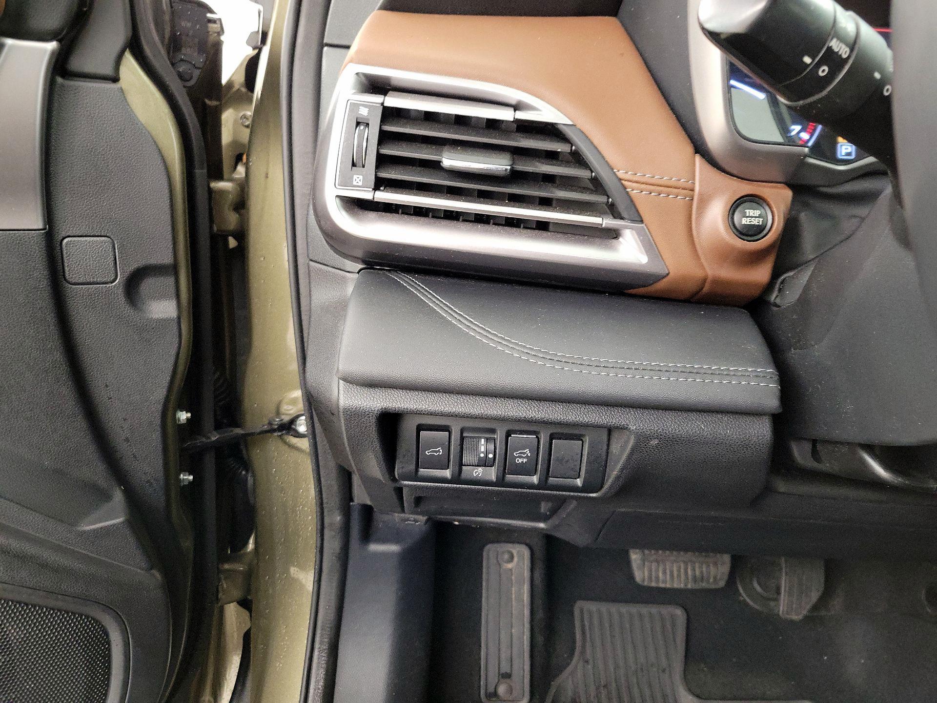 Thumbnail: 2022 Subaru Outback - 13