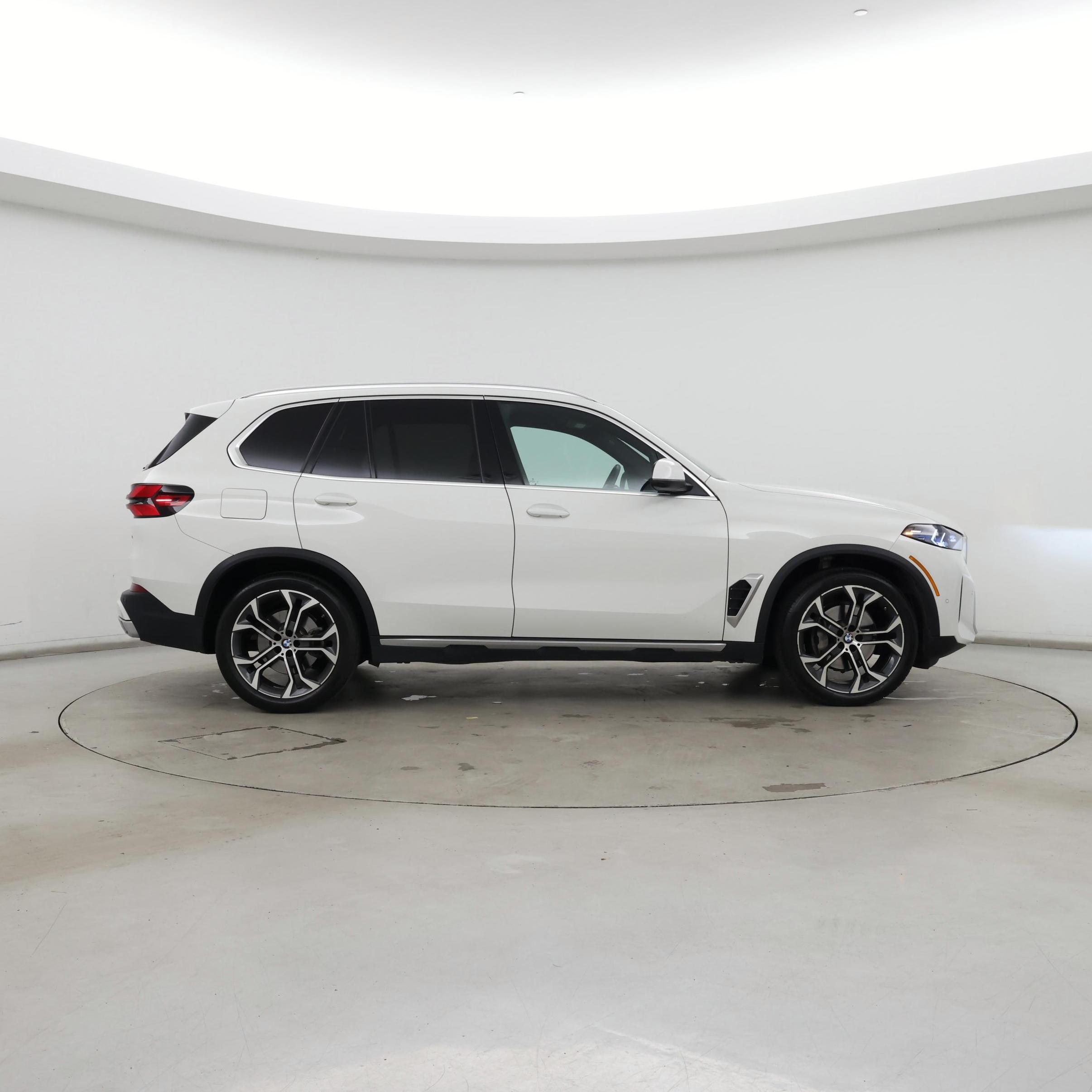 Thumbnail: 2024 BMW X5 - 7