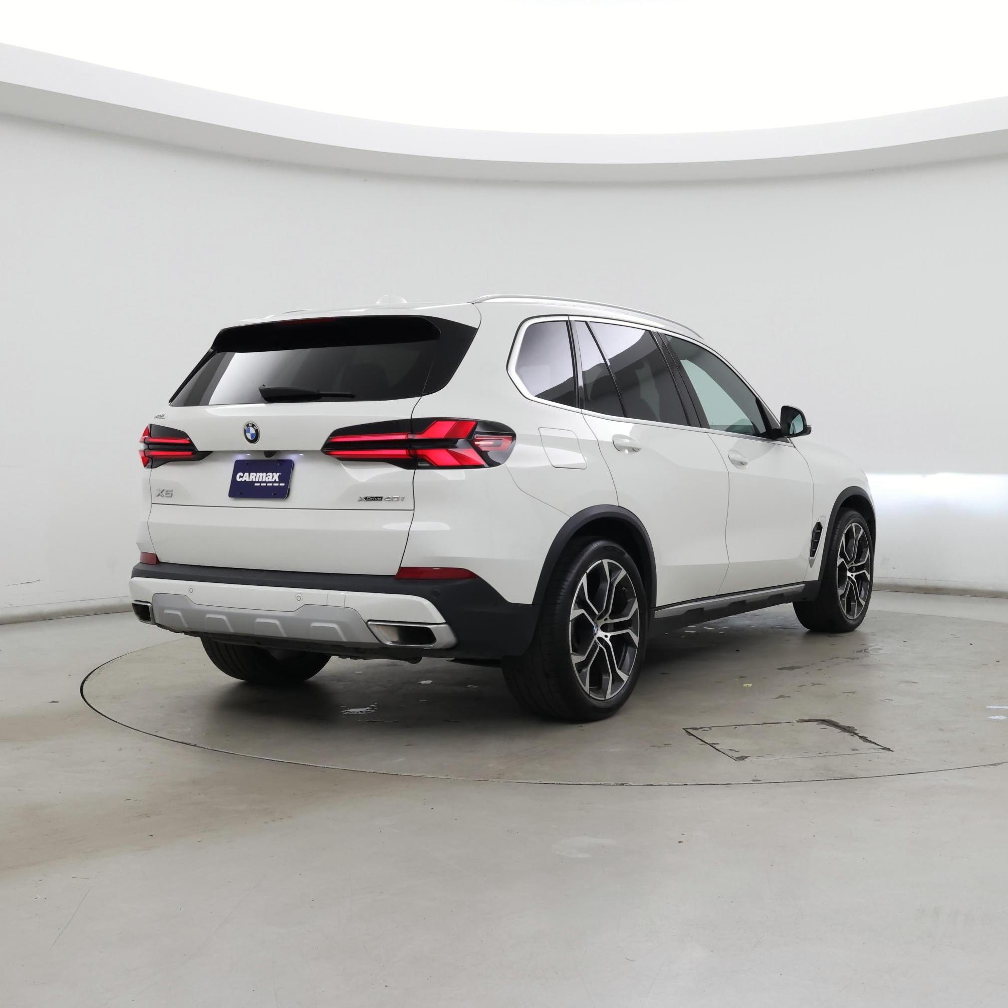 Thumbnail: 2024 BMW X5 - 8