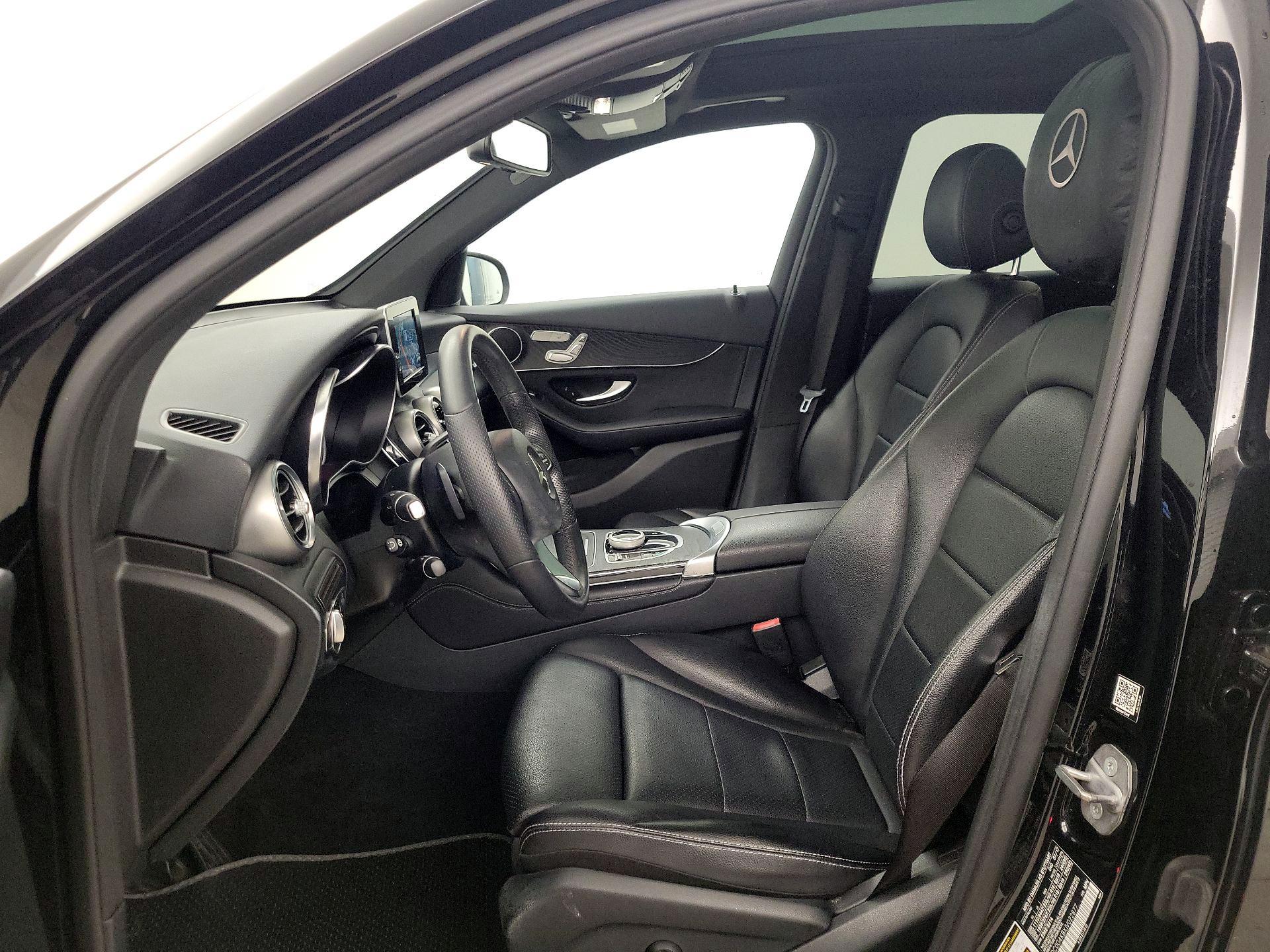 Thumbnail: 2018 Mercedes-Benz GLC - 11