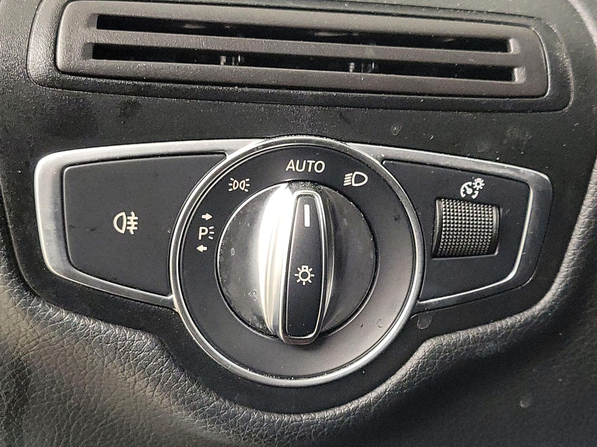 Thumbnail: 2018 Mercedes-Benz GLC - 13