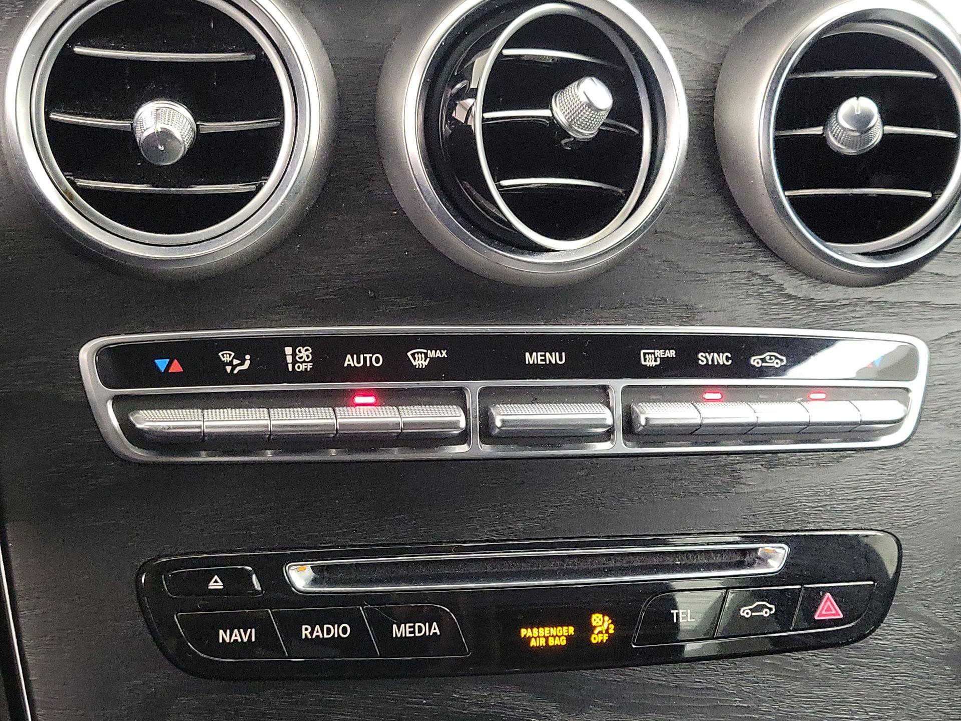 Thumbnail: 2018 Mercedes-Benz GLC - 17