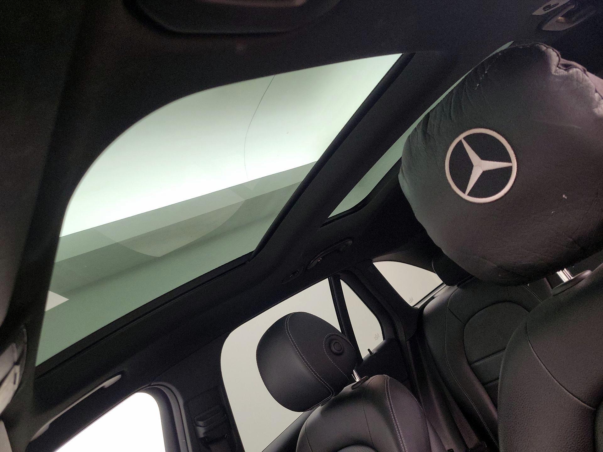 Thumbnail: 2018 Mercedes-Benz GLC - 20