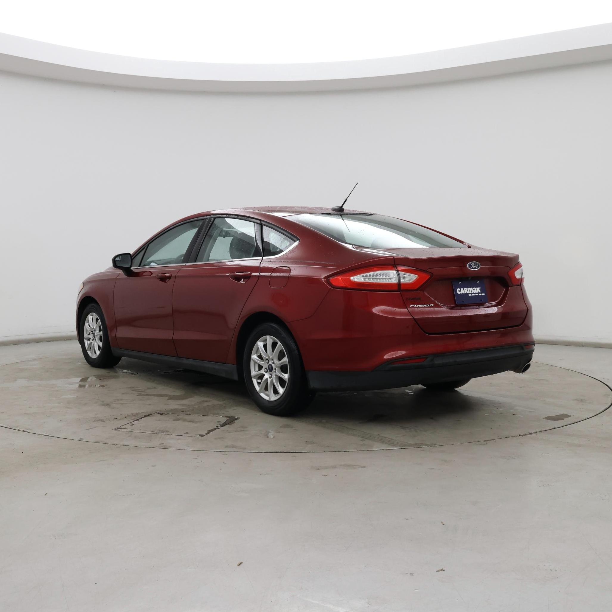 Thumbnail: 2016 Ford Fusion - 2