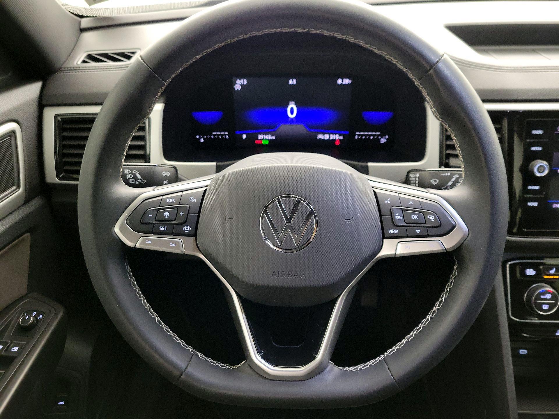 Thumbnail: 2022 Volkswagen Atlas - 10