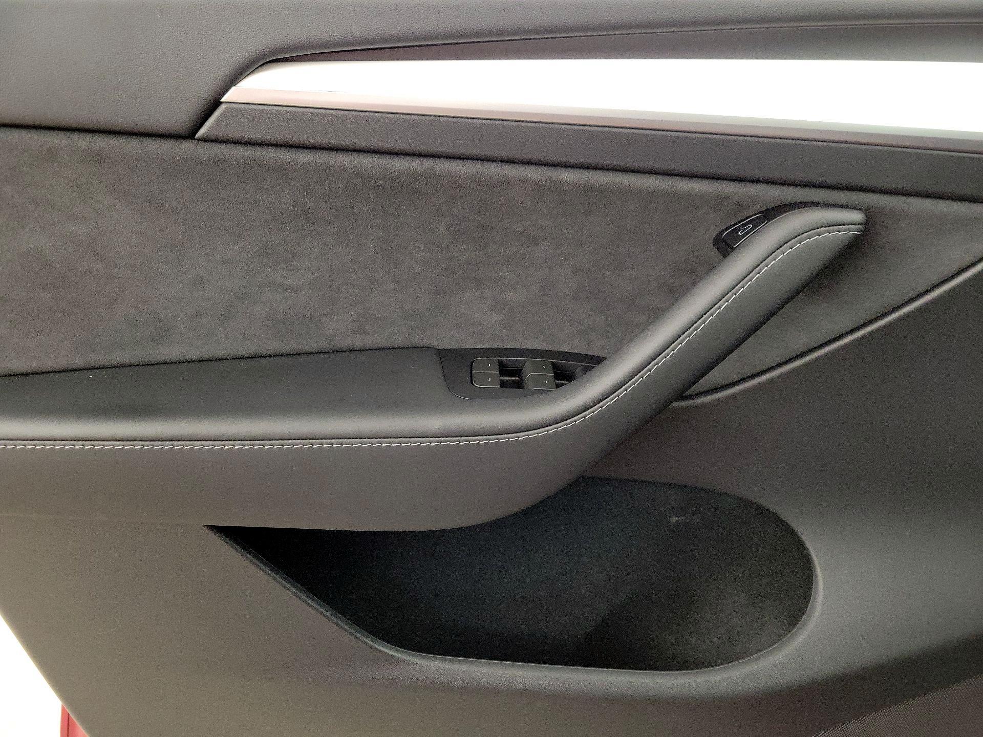 Thumbnail: 2024 Tesla Model Y - 12