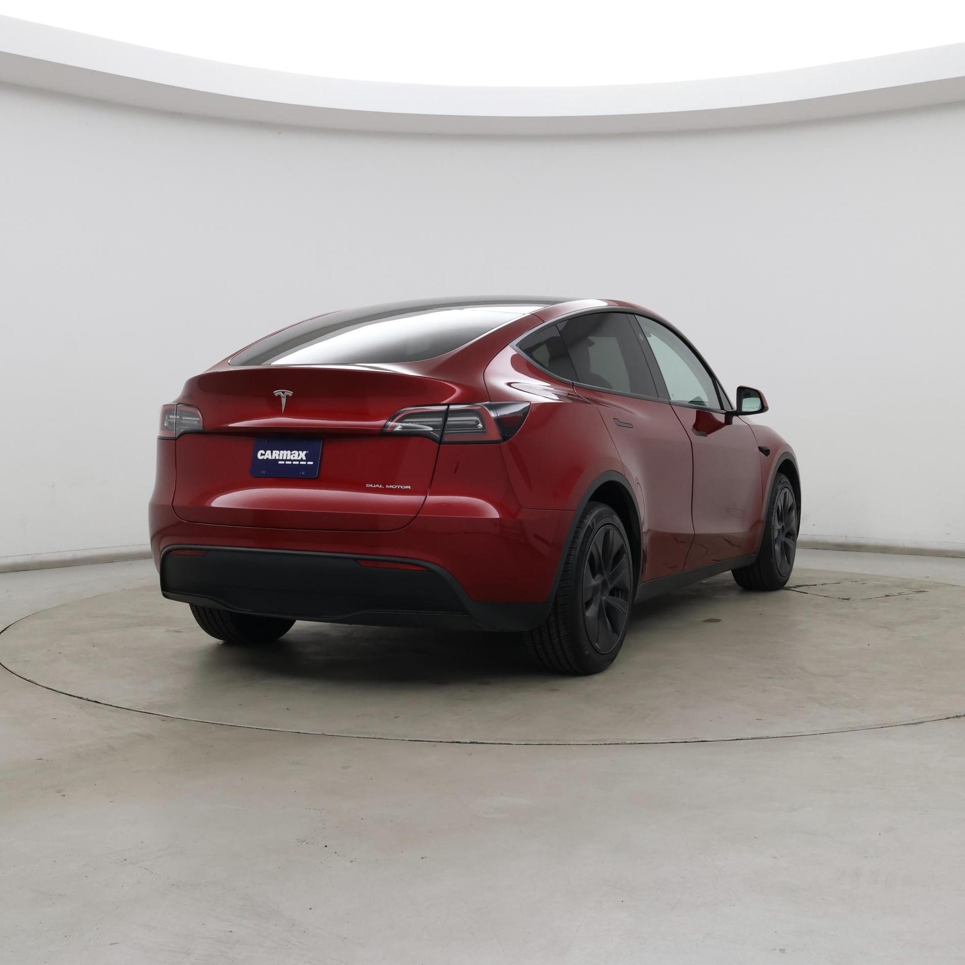 Thumbnail: 2024 Tesla Model Y - 8