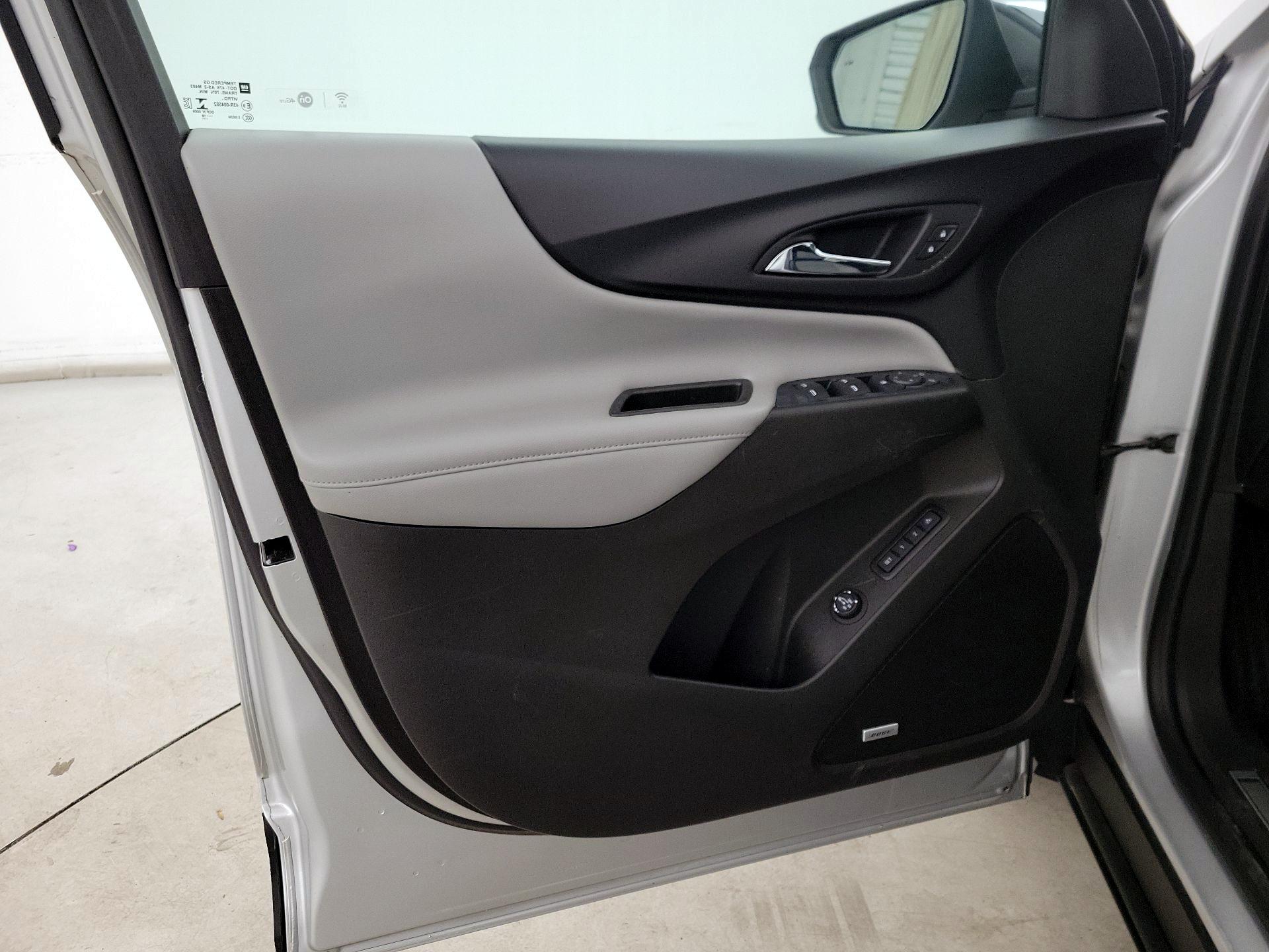 Thumbnail: 2018 Chevrolet Equinox - 12