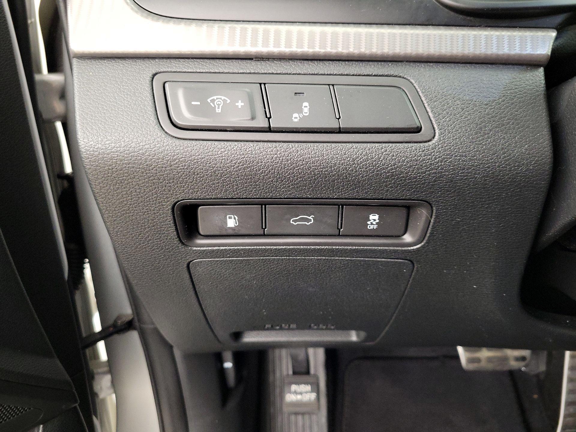 Thumbnail: 2018 Hyundai Sonata - 13