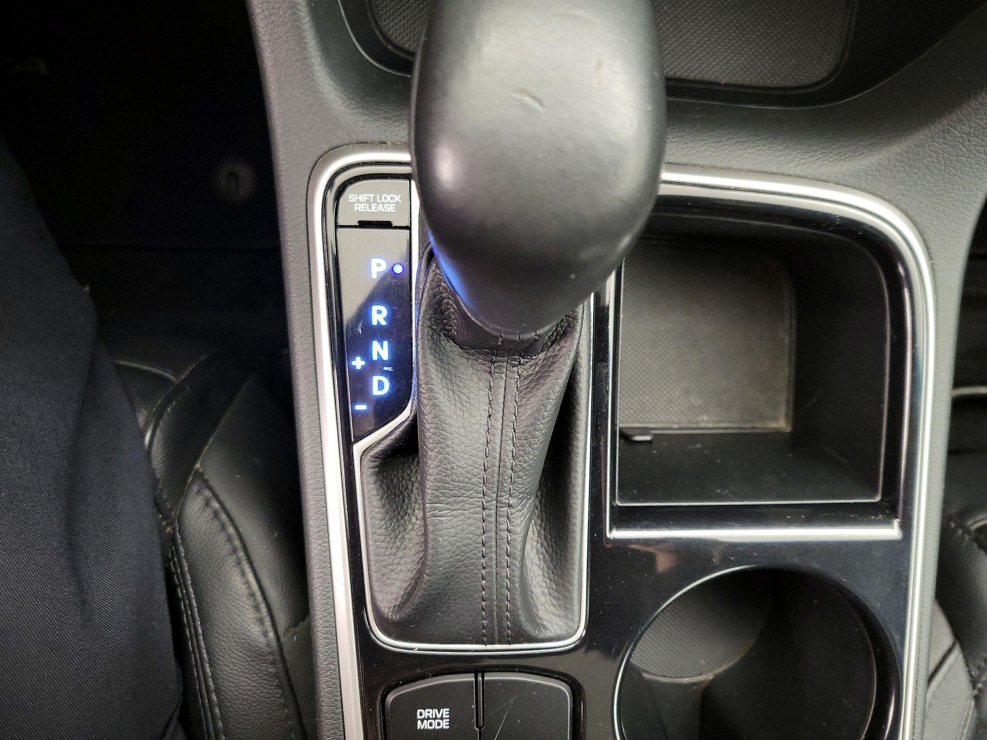 Thumbnail: 2018 Hyundai Sonata - 17