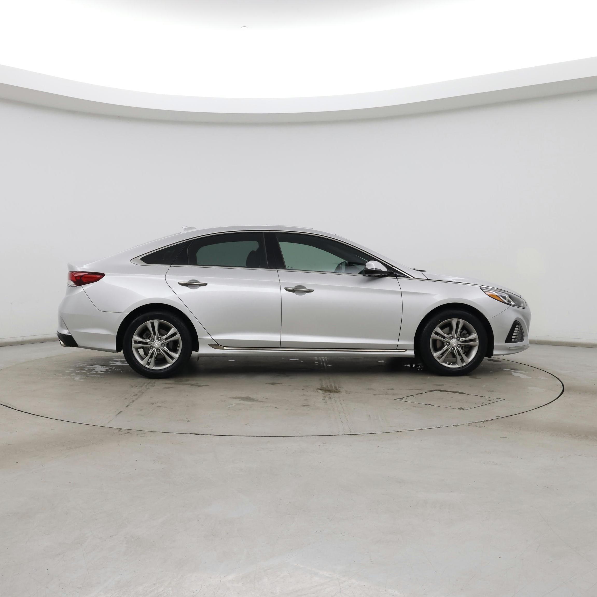 Thumbnail: 2018 Hyundai Sonata - 7