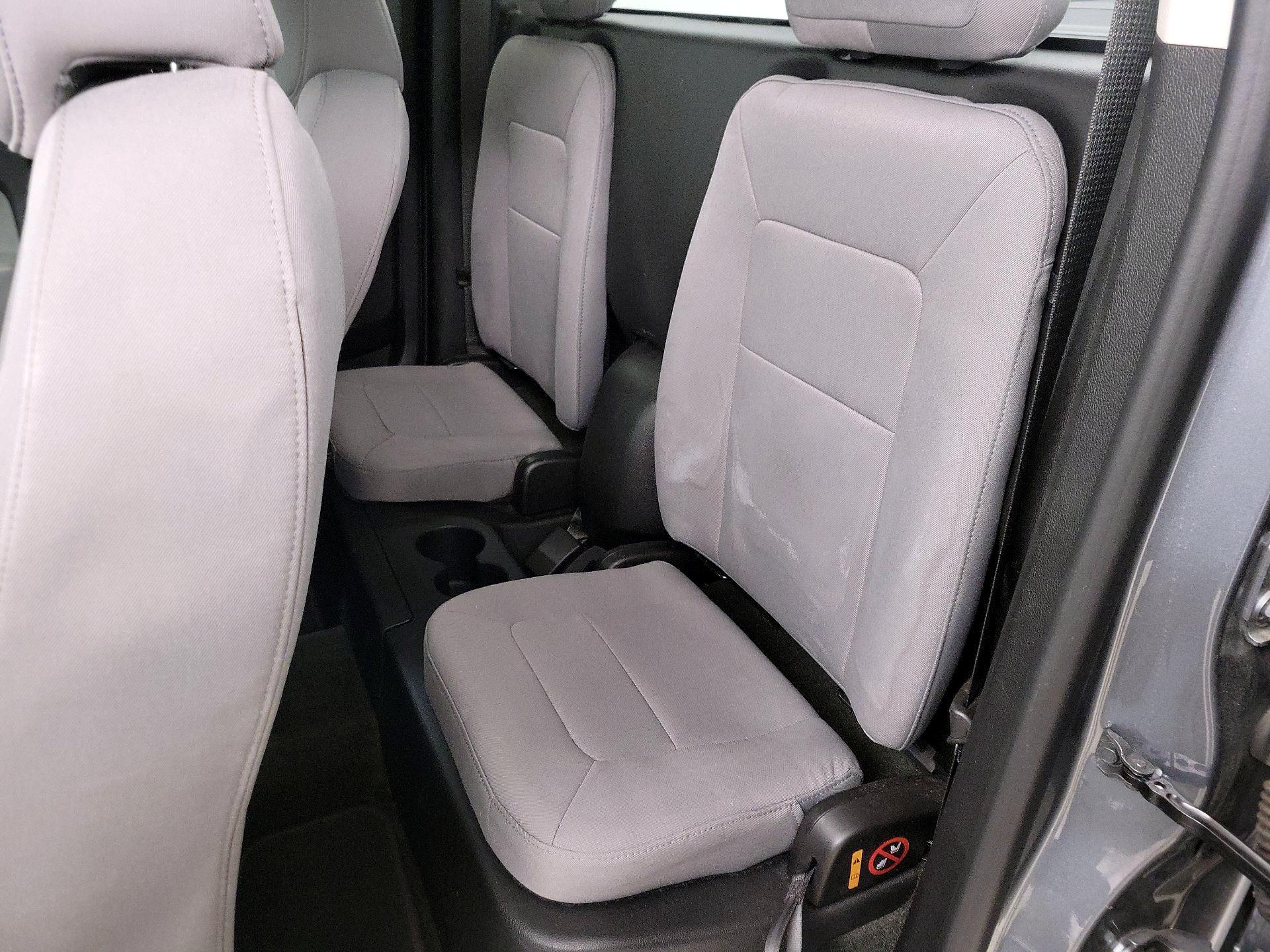 Thumbnail: 2018 GMC Canyon - 19