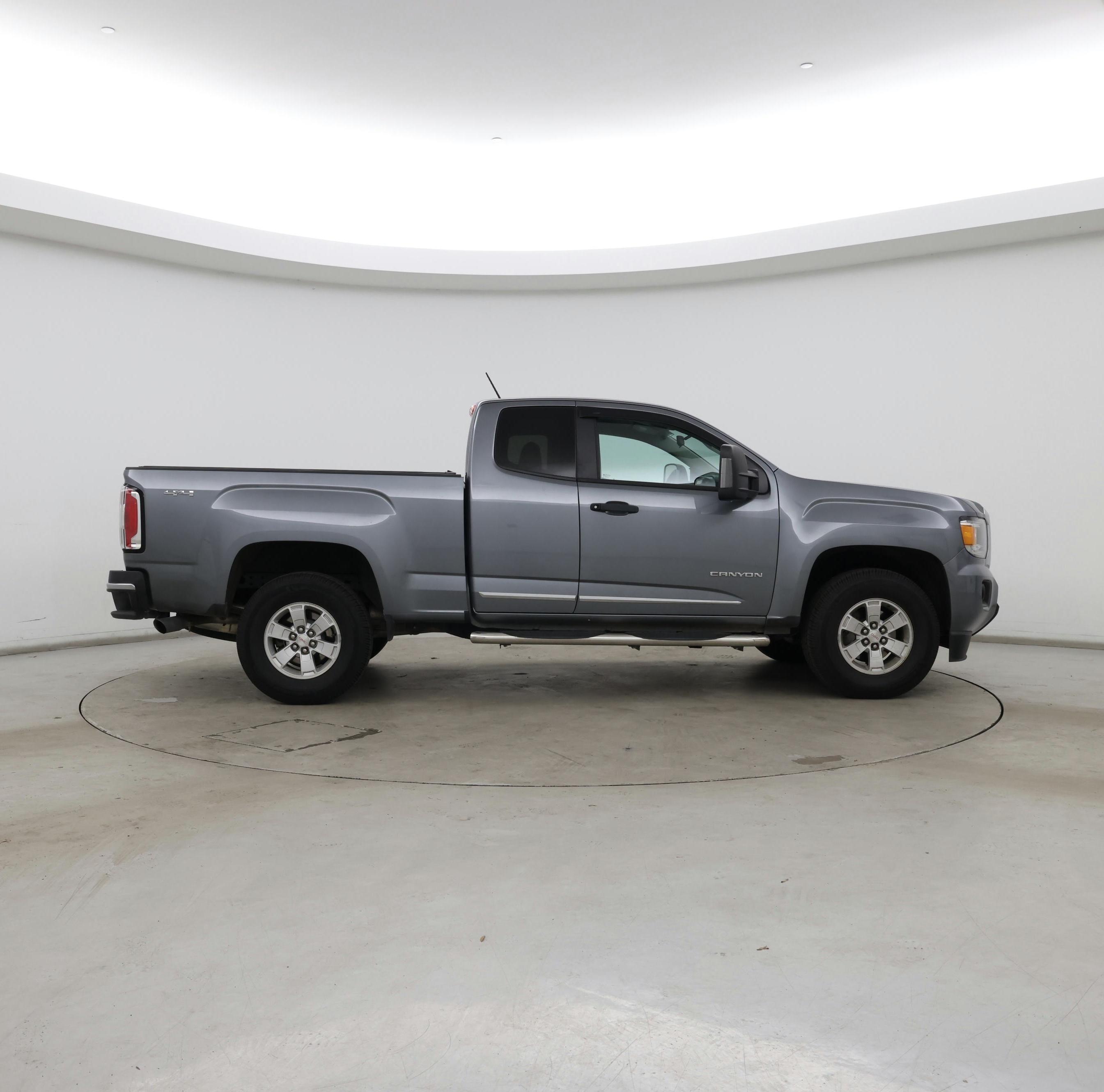 Thumbnail: 2018 GMC Canyon - 7