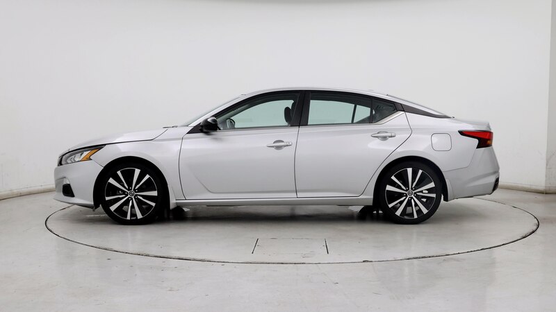 2022 Nissan Altima SR 3