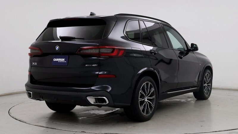 2022 BMW X5 xDrive40i 8