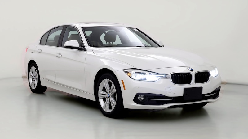 2017 BMW 3 Series 330xi Hero Image