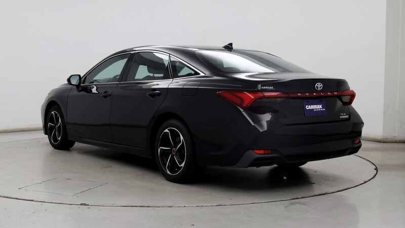 2019 Toyota Avalon XLE 2