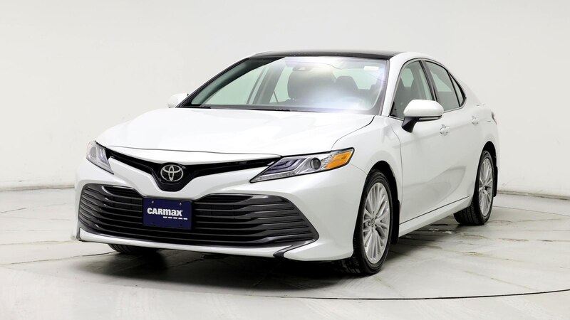 2020 Toyota Camry XLE 4