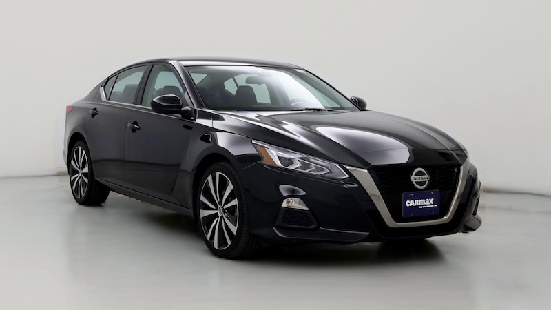 2020 Nissan Altima SR Hero Image