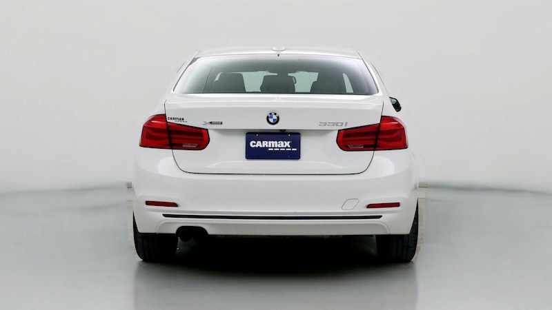 2018 BMW 3 Series 330xi Hero Image