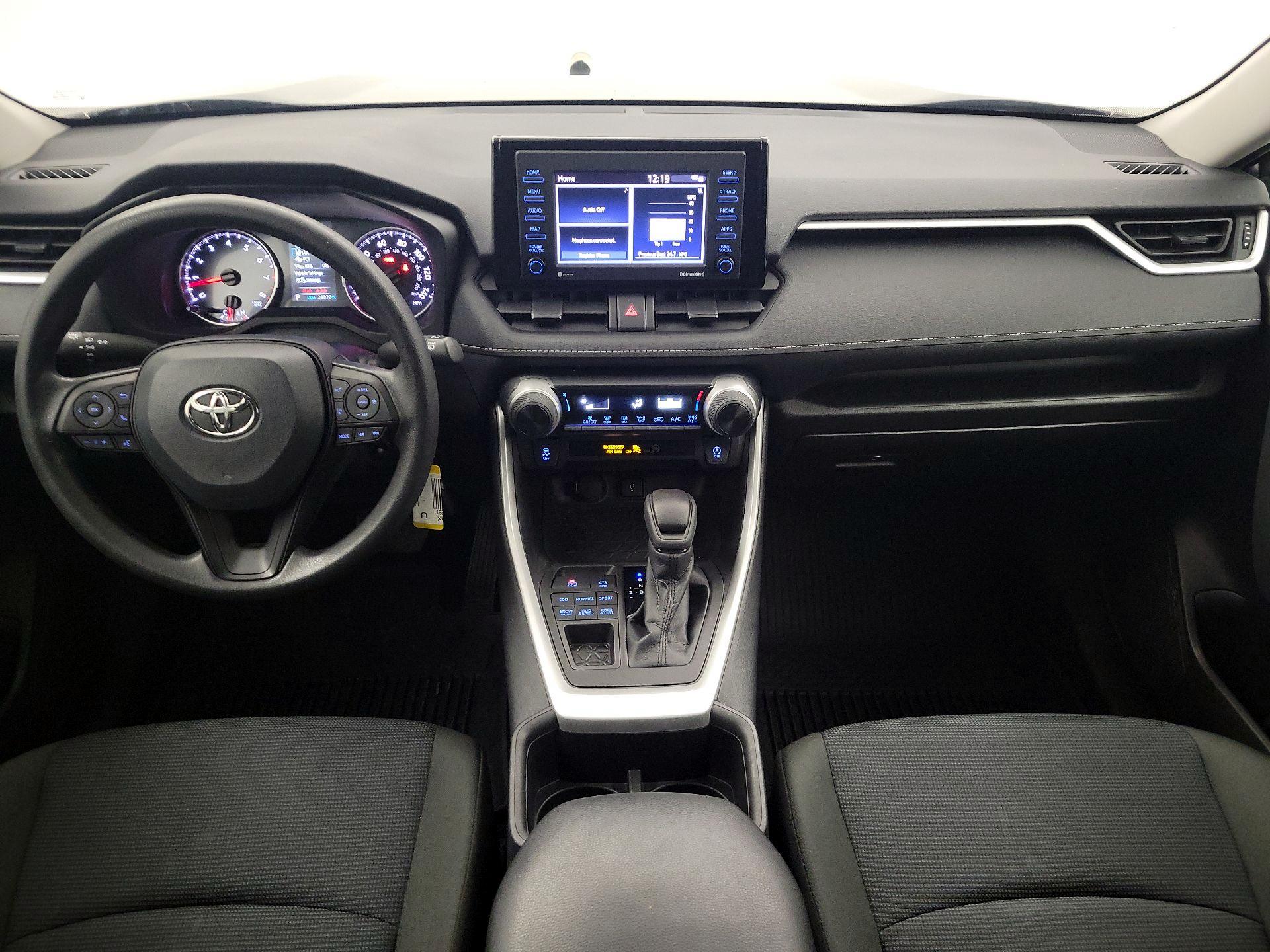 Thumbnail: 2022 Toyota RAV4 - 9