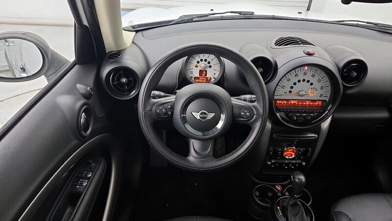 2014 MINI Cooper Countryman  10