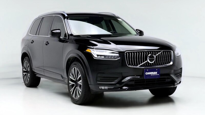 2022 Volvo XC90 T5 Momentum Hero Image